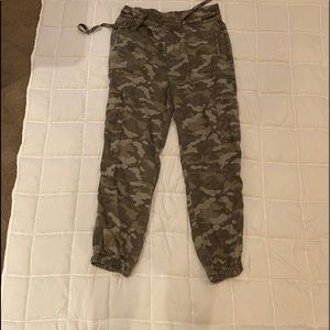 American Eagle camouflage joggers- PRICED TO SELL